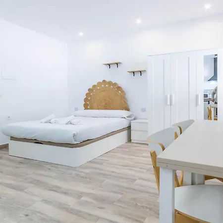 Estudios El Arcángel De Apartamento *
